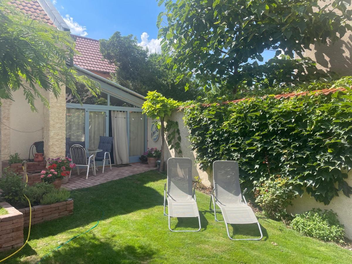 MonPe apartmánik s atmosférou Komárno Exterior foto